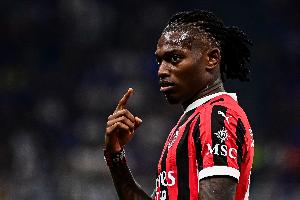 莱奥22-23赛季以来意甲参与56球，仅少于劳塔罗